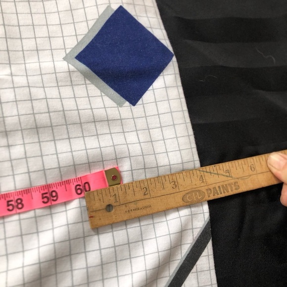 Vtg Geometric Patterned Fabric - Picture 5 of 10